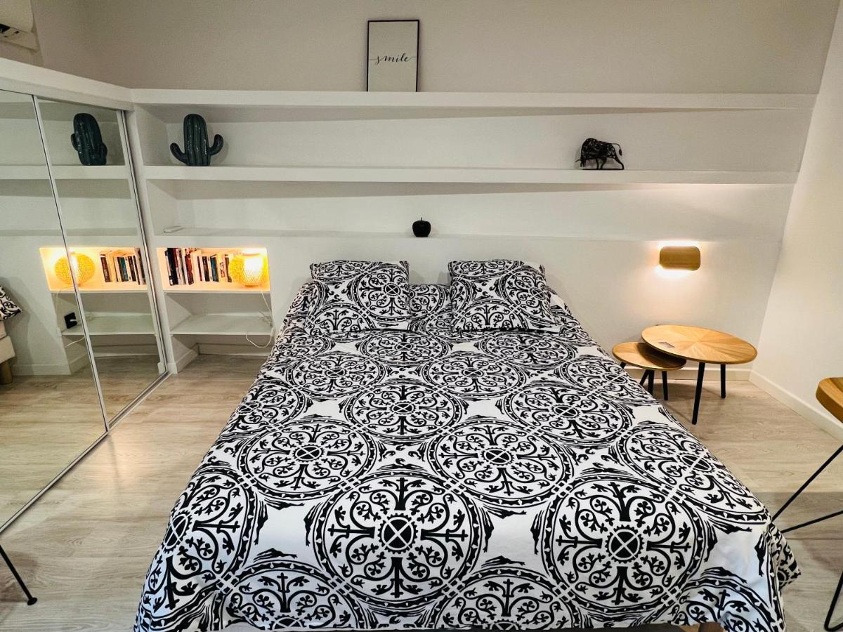 Feel@home Nemausus « Le 42 » Apartment *