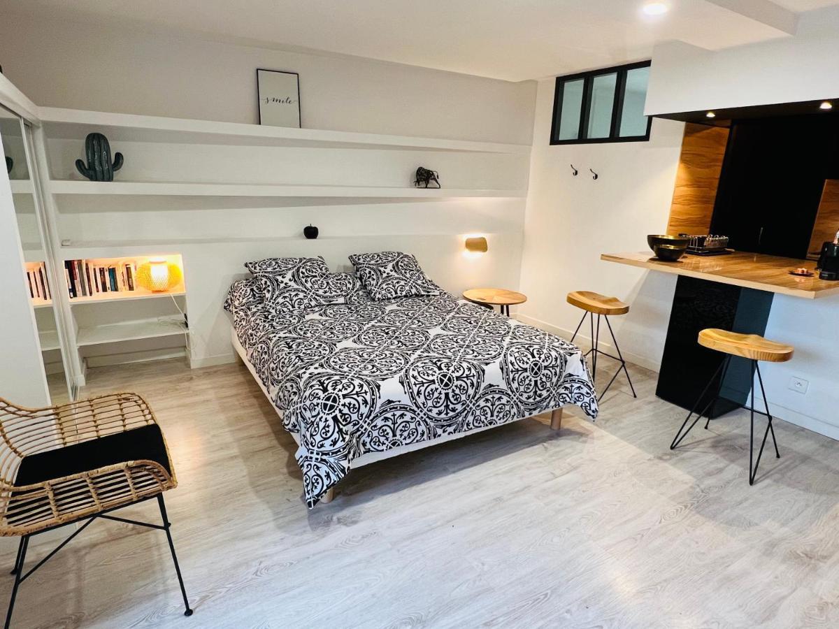 Appartement Feel@home Nemausus « Le 42 » *
